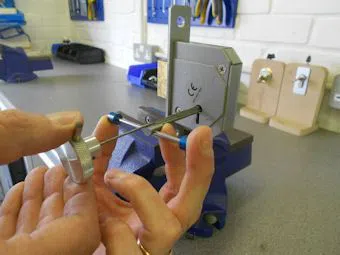 Logan Locksmith Shop Towson, MD 410-941-7026 - key-broke-in-lock